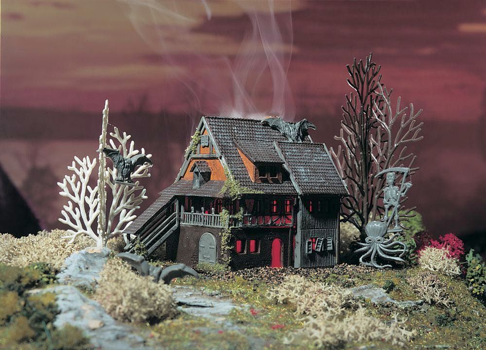 Vollmer 49679 - Villa Vampir mit Flackerlic Z 1:220