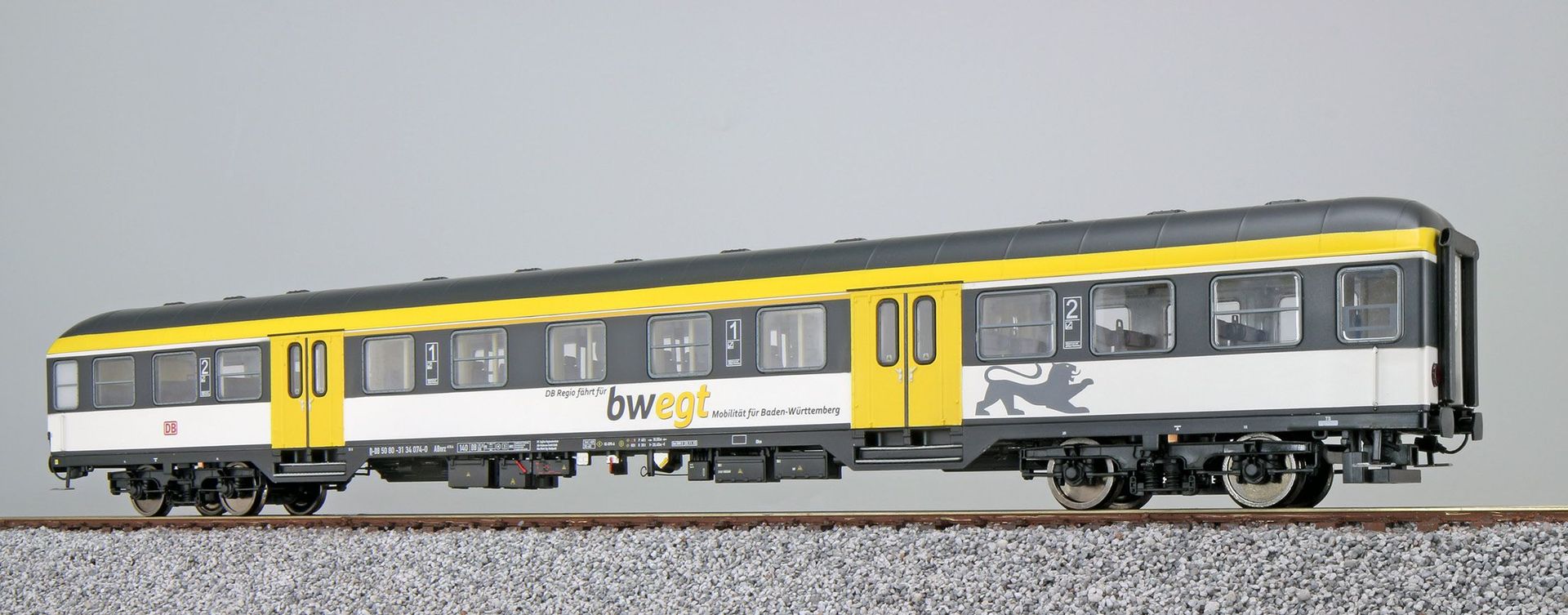 ESU 36512 - Nahverkehrswagen DB Ep.VI bwegt 1/2.Kl. H0/GL