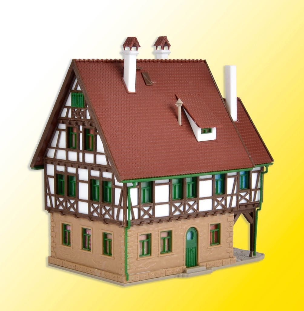 Vollmer 47730 - Fachwerkhaus mit Inneneinri N 1:160