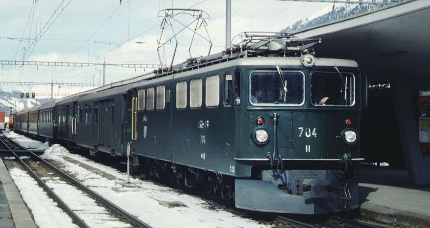 Bemo 1354114 - E-Lok Ge 6/6 II 704 RhB grün Wappen Davos H0m Sound