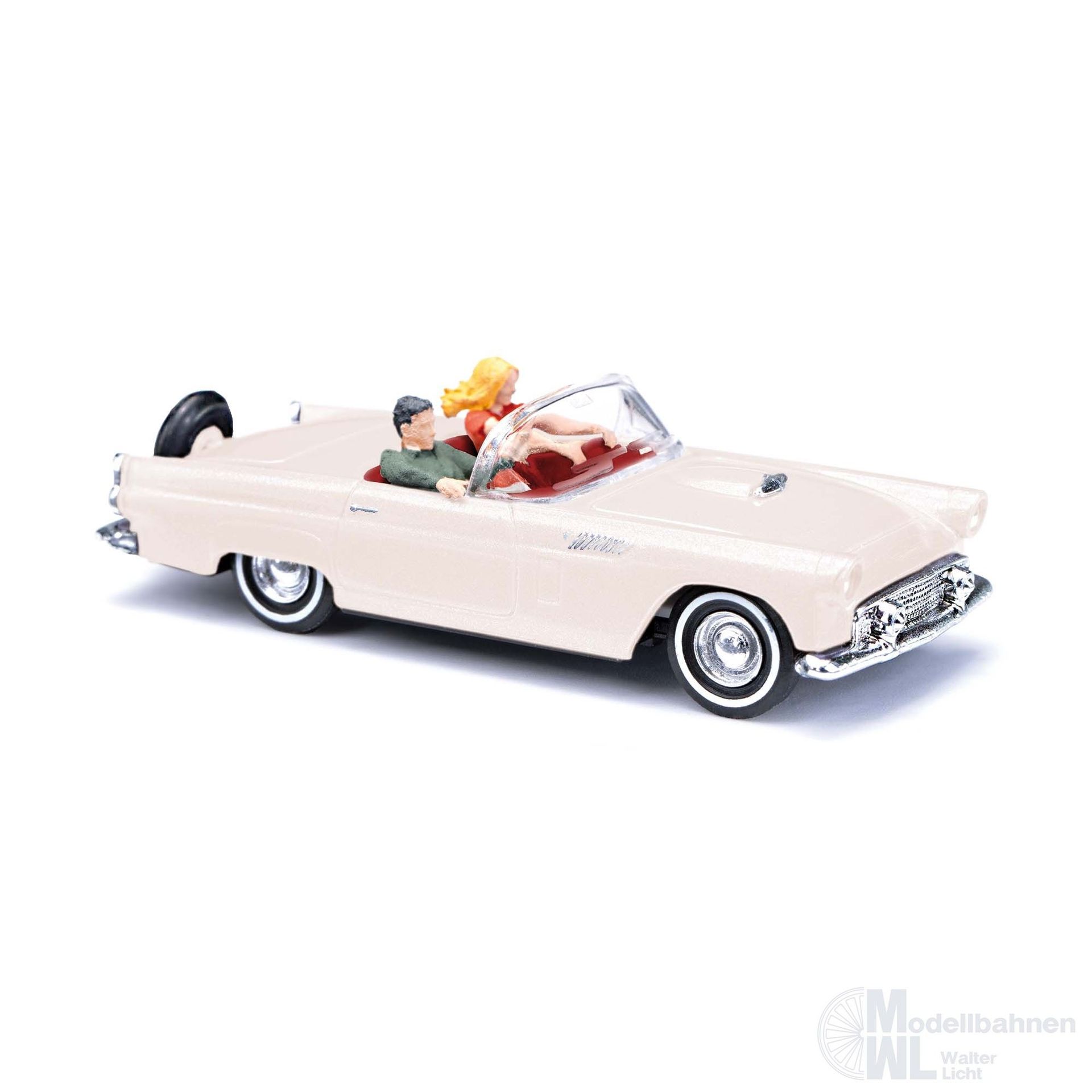 Busch 45245 - Ford Thunderbird mit Figuren H0 1:87