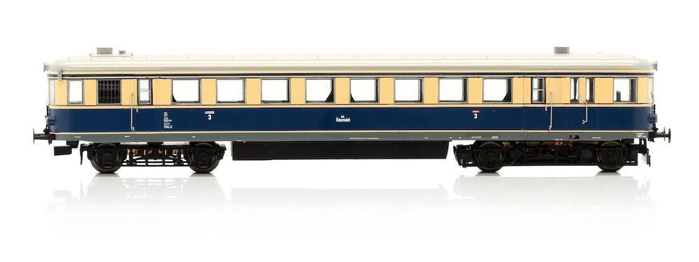 Jägerndorfer Modellbahn 13072 - Triebwagen VT 44.19 BBÖ Ep.II/III H0/WS Sound