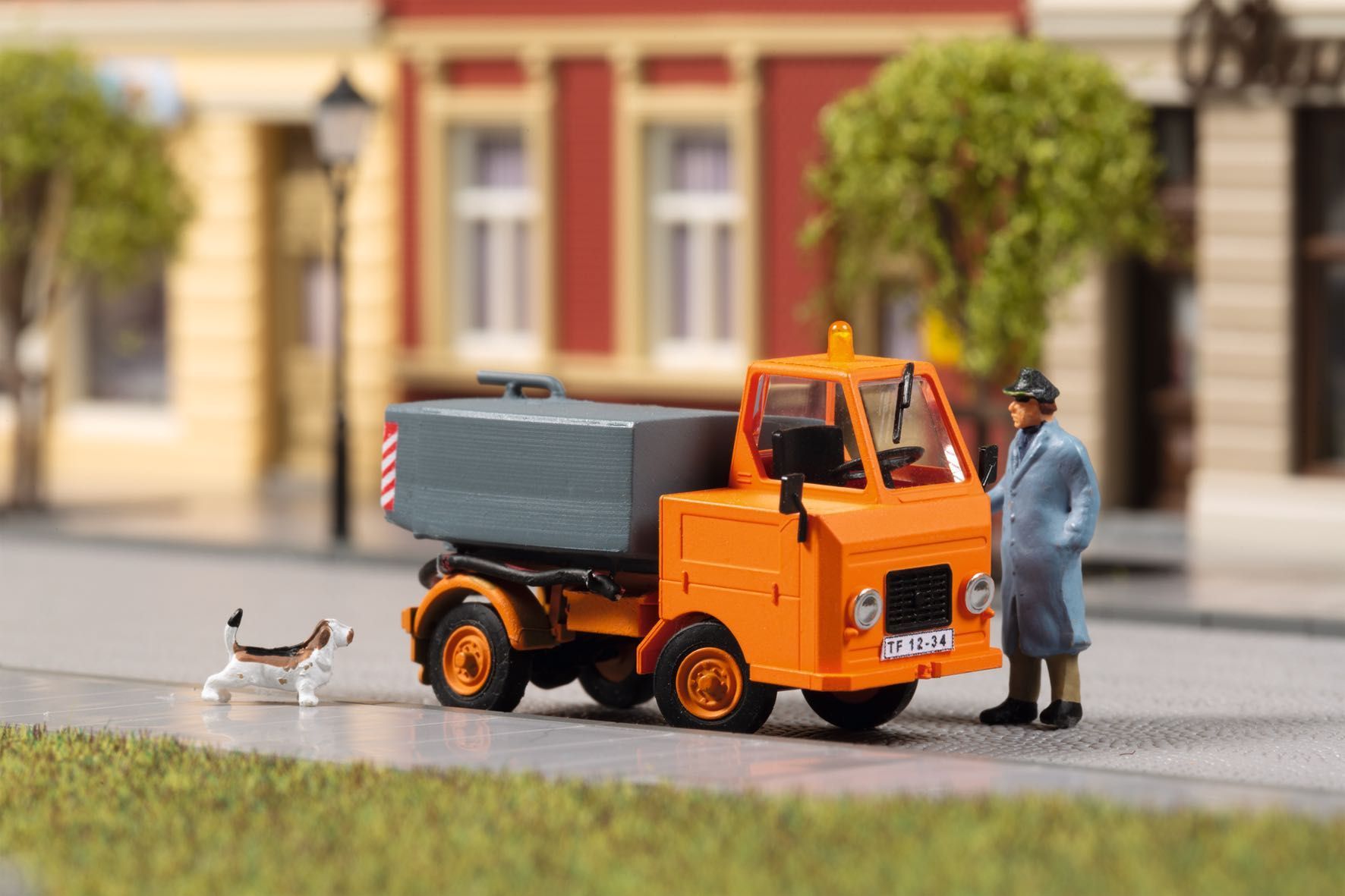 Auhagen 41657 - Multicar M22 mit Wassertank H0 1:87