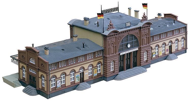 Faller 110115 - Bahnhof Mittelstadt H0 1:87