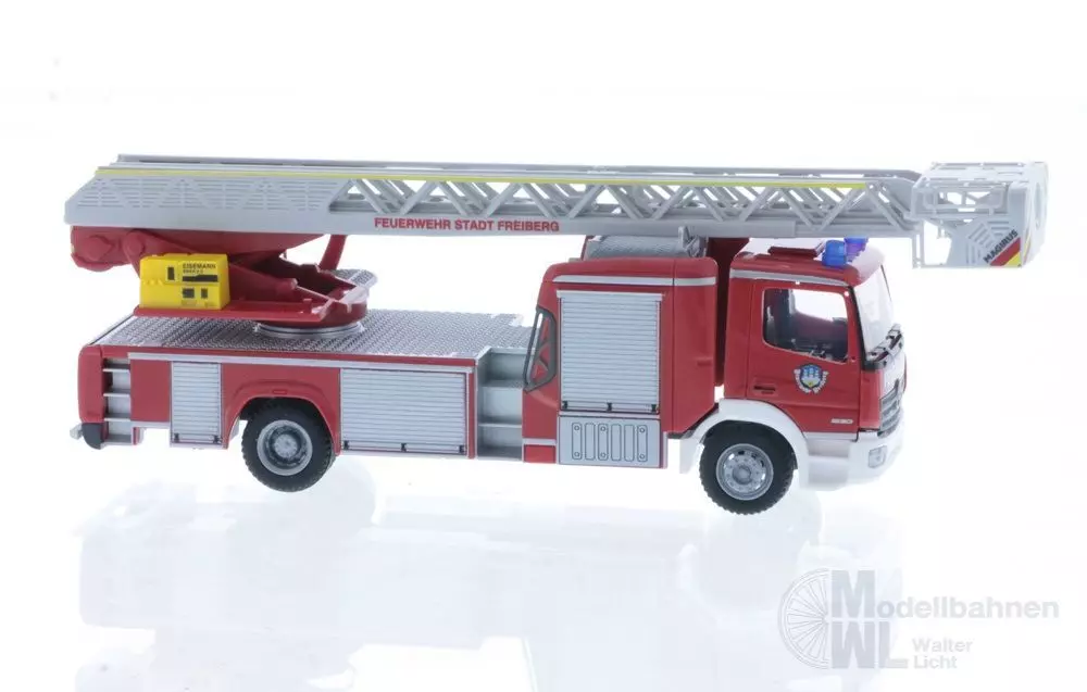 Rietze 71670 - Magirus DLK Atego `19 FW Freiberg H0 1:87