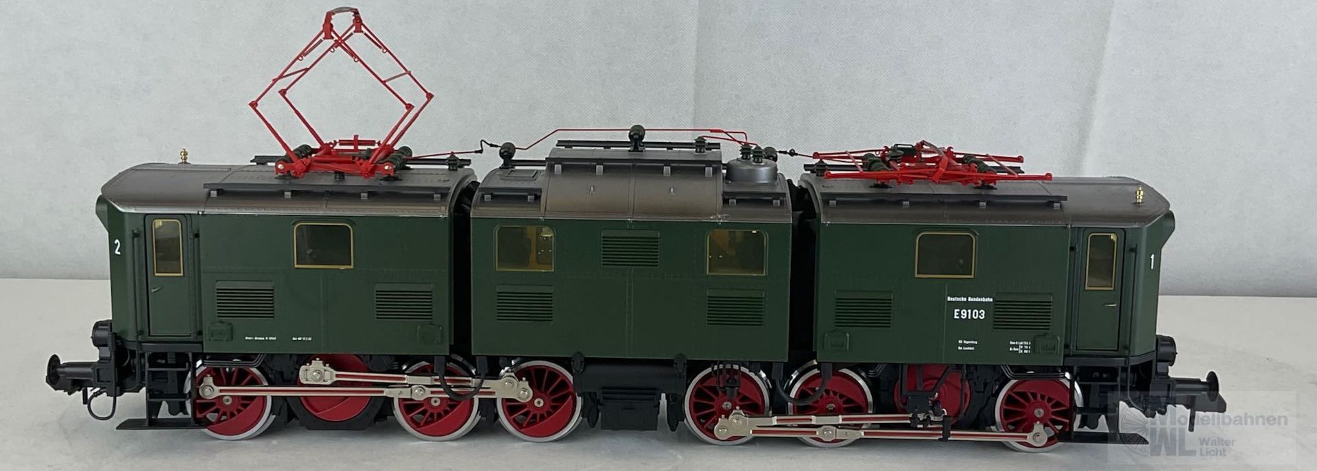 GEBRAUCHTWARE 5517 - MÄRKLIN - E-Lok E9103 DB Ep.III grün Spur 1