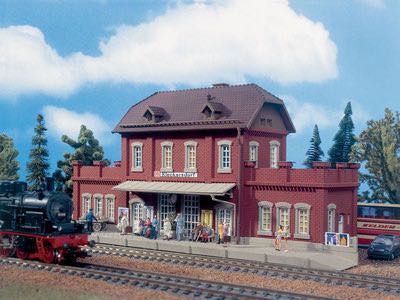 Vollmer 43504 - Bahnhof Kleckersdorf H0 1:87
