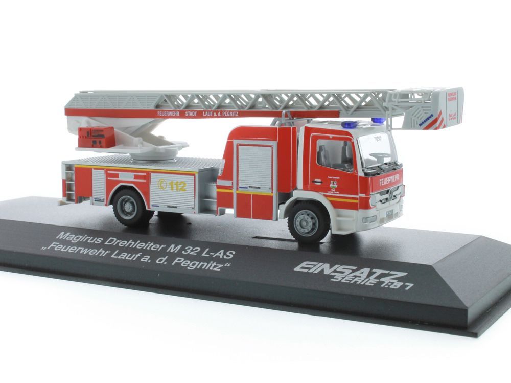 Rietze 68560 - Mercedes-Benz Atego DLK Feuerwehr Lauf an der Pegnitz H0 1:87