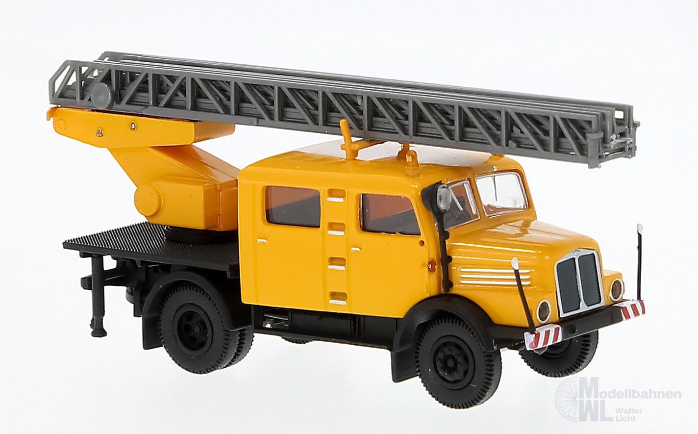 Brekina 71766 - IFA S 4000-1 Servicewagen mit Drehleiter, kommunal H0 1:87