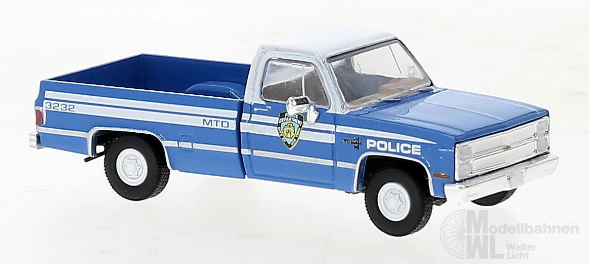Brekina 19654 - Chevrolet C10 NYPD H0 1:87