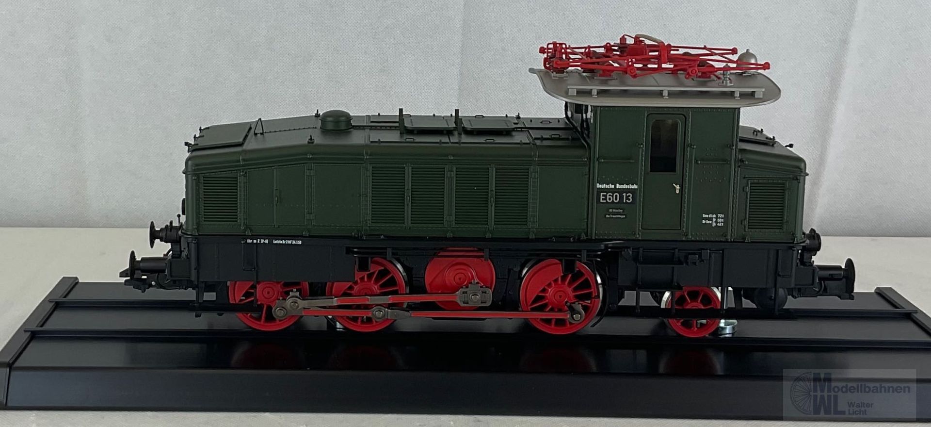 GEBRAUCHTWARE 55605 - MÄRKLIN - E-Lok BR E60 13 DB Ep.III grün Spur 1 Digital Sound