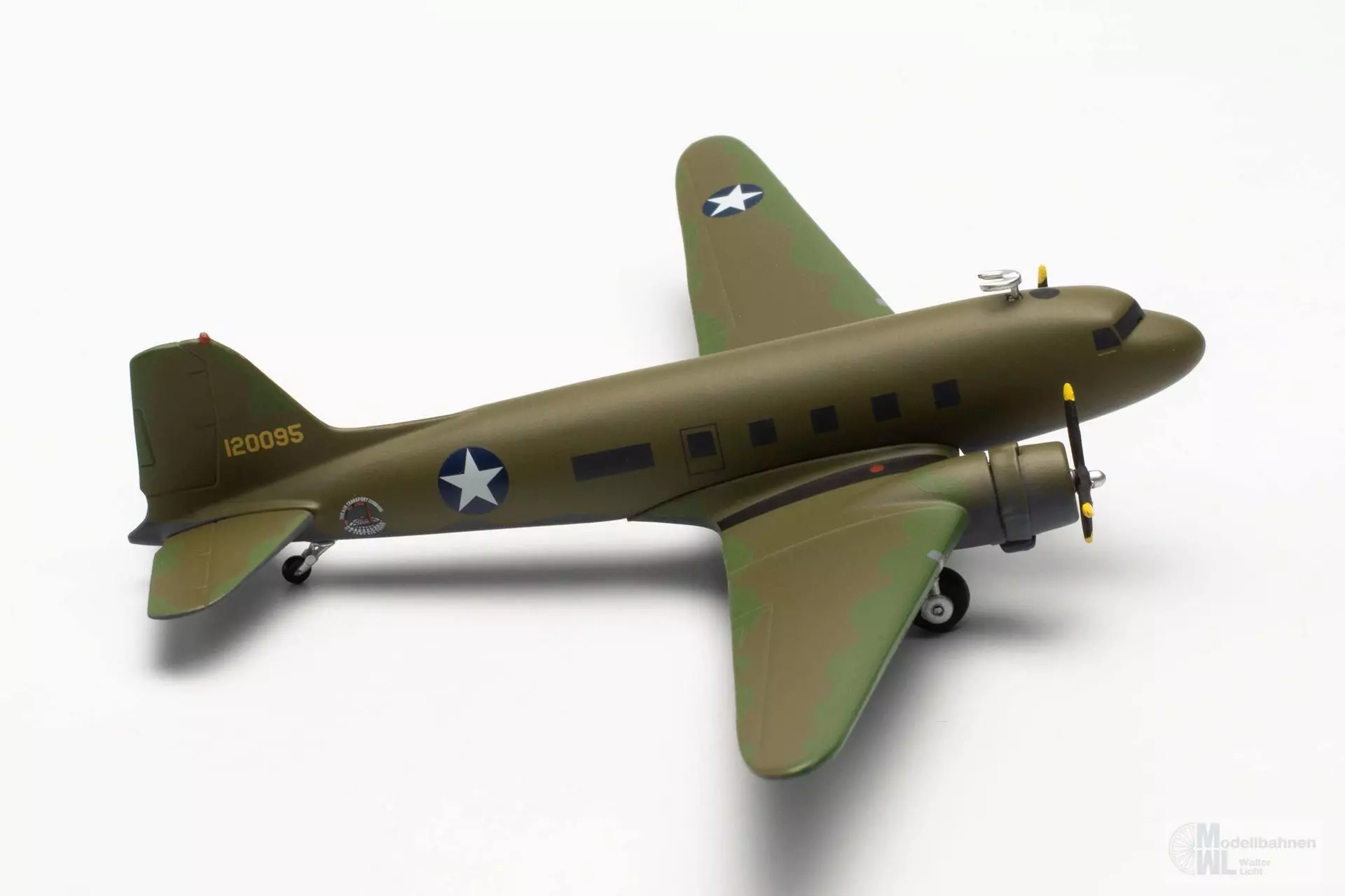 Herpa 572606 - Douglas USAAF C-53 Beach City Baby 1:200