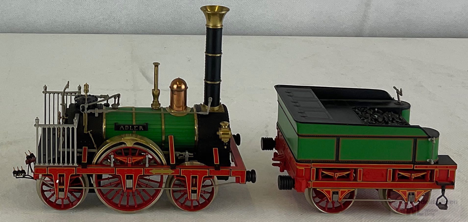 GEBRAUCHTWARE 5751 - MÄRKLIN - Zugset Adler + Wagen Spur 1