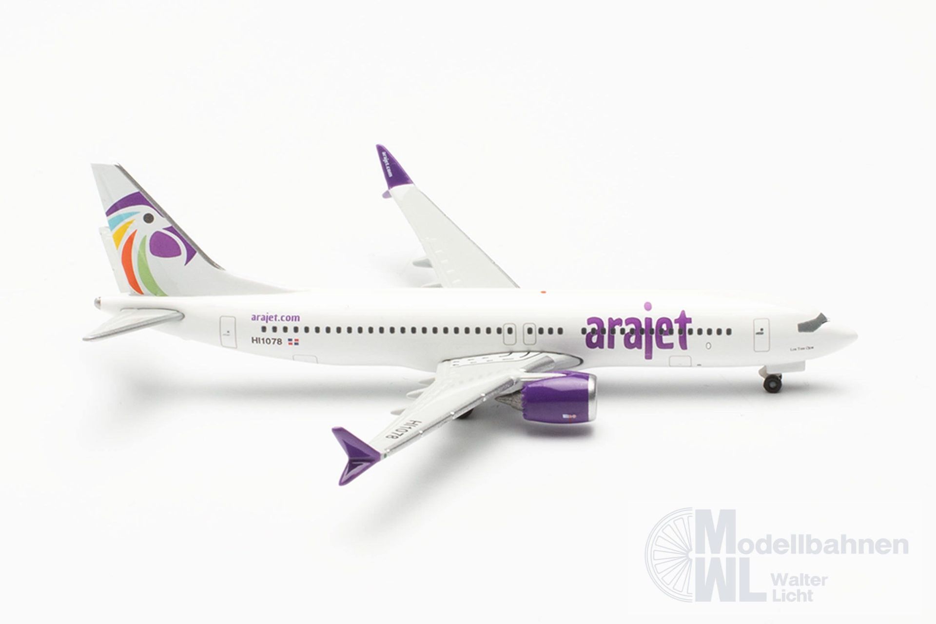 Herpa 537131 - Boeing 737 Max 8 Arajet 1:500