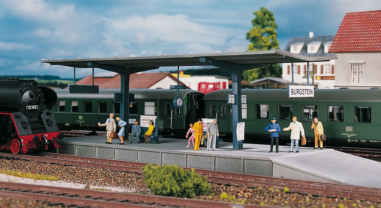 Piko 61821 - Bahnsteig Burgstein