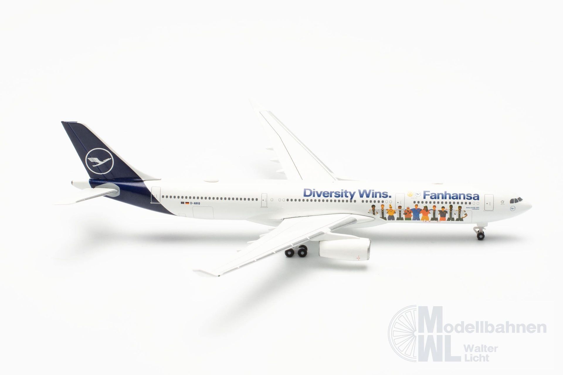 Herpa 537216 - Airbus A330-300 Lufthansa Diversity 1:500