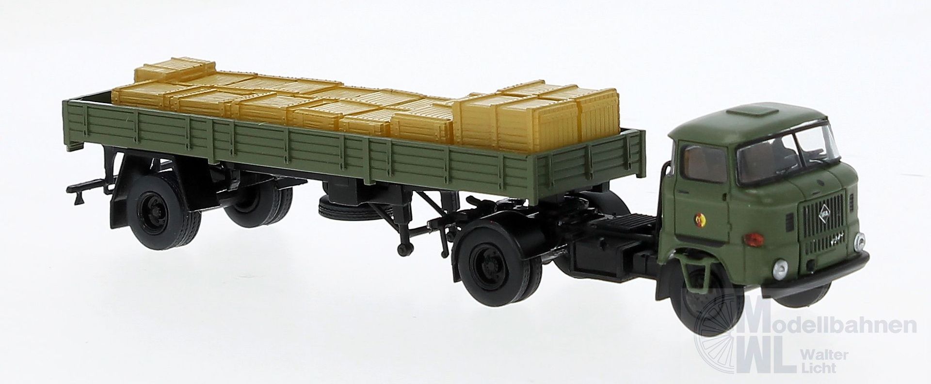 Brekina 71215 - IFA W50 Pritschen-Sattelzug der NVA mit Ladegut H0 1:87