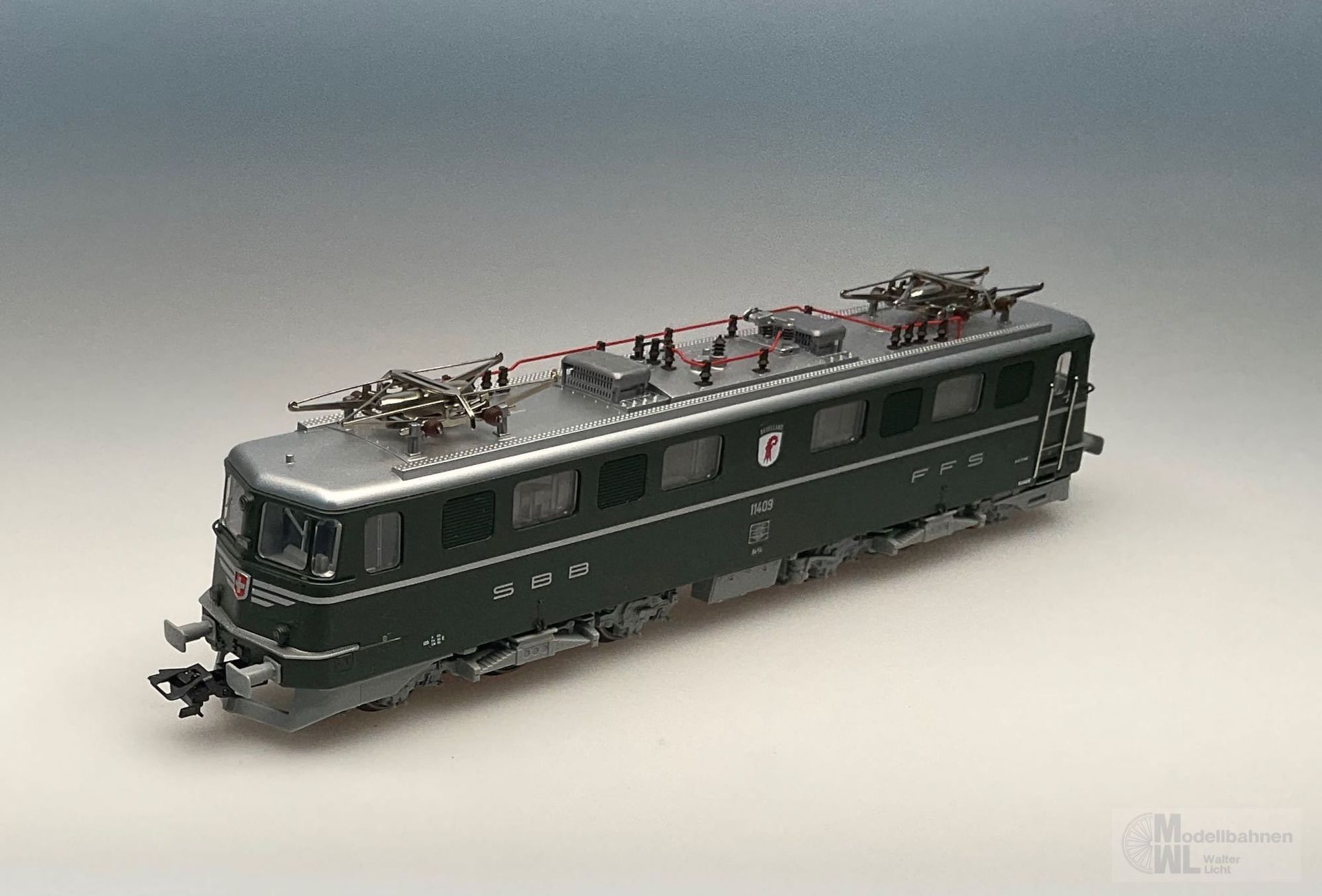 GEBRAUCHTWARE 37437 - MÄRKLIN - E-Lok Ae 6/6 SBB 11409 Baselland H0/WS Sound