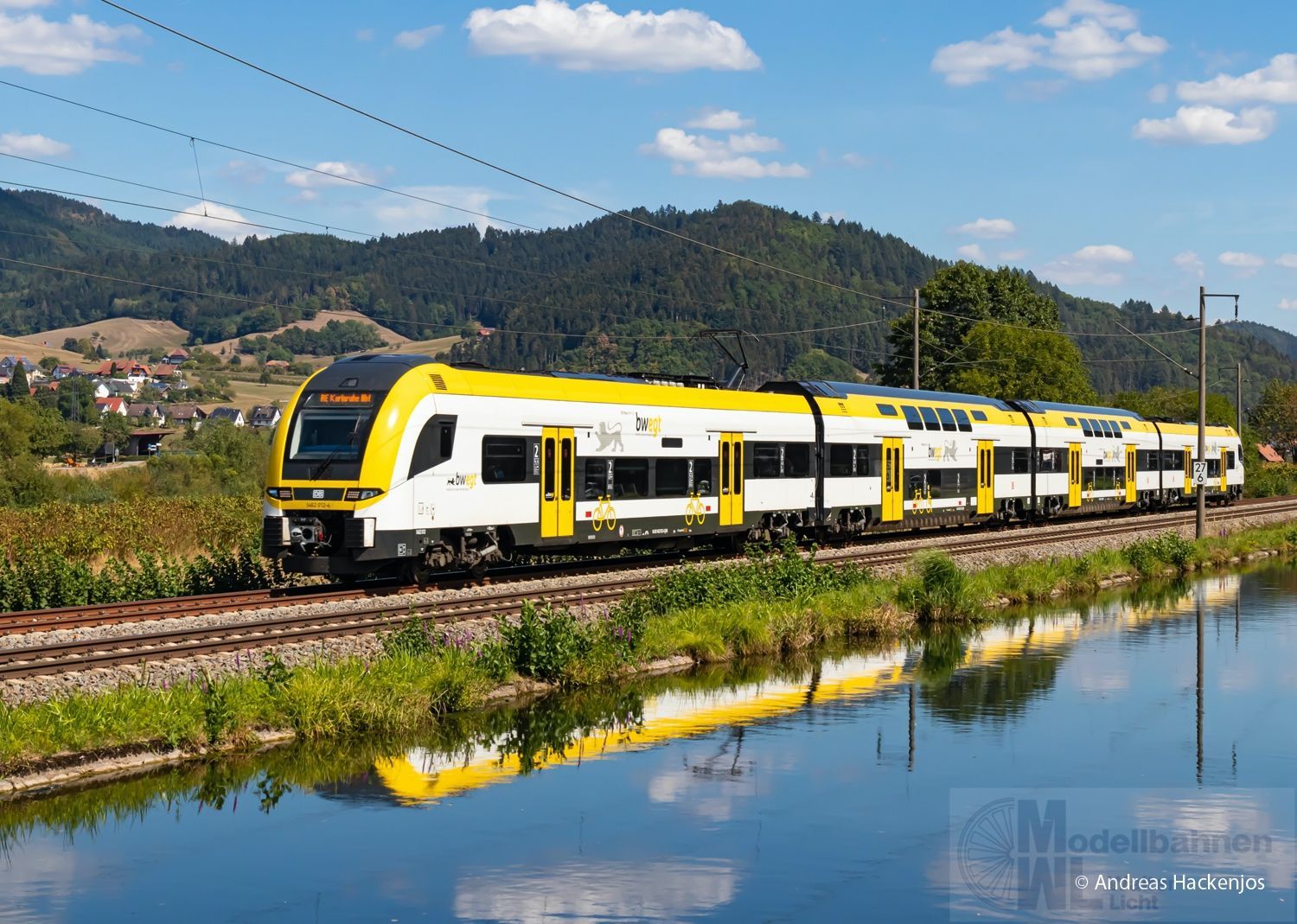 Trix 25463 - Triebzug Siemens Desiro HC Baden-Württemberg Ep.VI 4.tlg. H0/GL Sound