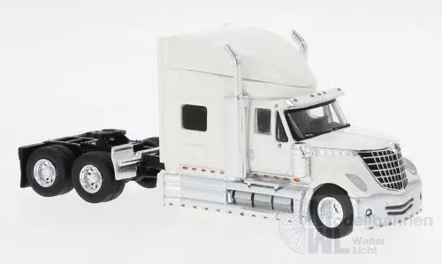 Brekina 85827 - International Lonestar white H0 1:87