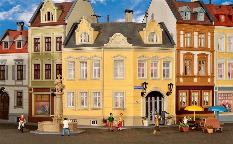 Kibri 38388 - Haus Am Sachsenplatz H0 1:87